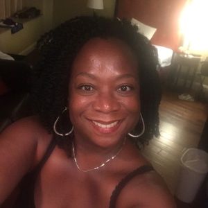 Meet your Posher, Beverly